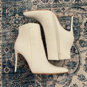 Barely worn BOOHOO booties